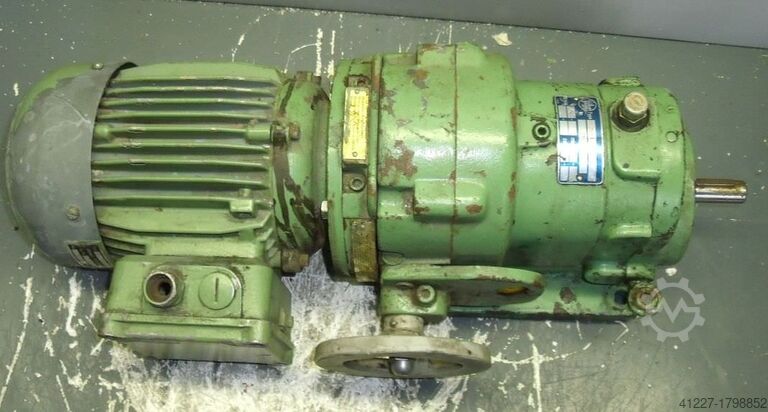 Regelbarer Getriebemotor 0,75 kW 120-600 U/min HEW EXF 80L/4