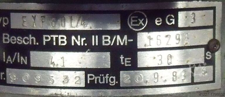 Regelbarer Getriebemotor 0,75 kW 120-600 U/min HEW EXF 80L/4