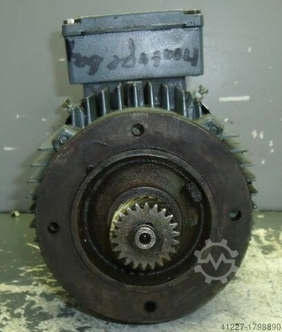 Electric motor 0.55 kW 1380 Rpm SEW-EURODRIVE SAF52 DT80K-4