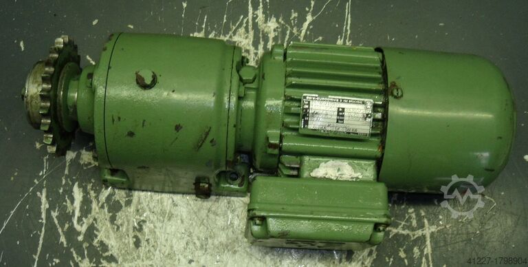Geared motor 0.37 kW 186 rpm SEW-EURODRIVE R42WD/1D4BS
