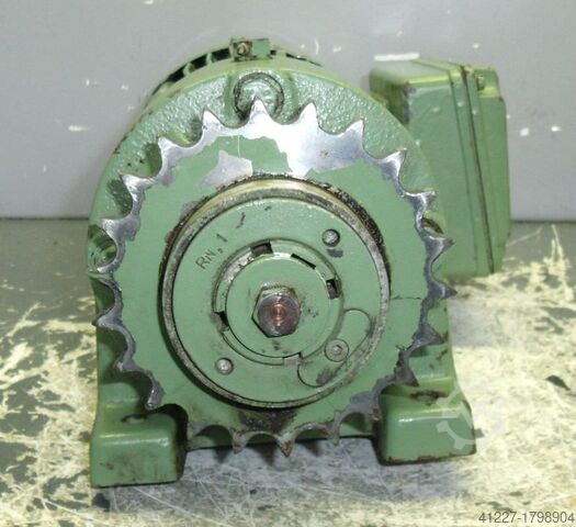 Geared motor 0.37 kW 186 rpm SEW-EURODRIVE R42WD/1D4BS