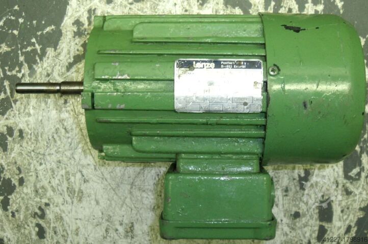Electric motor 0.1 kW 3000 rpm Lenze B3