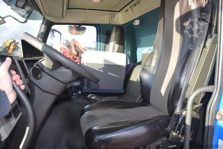 Volumentransport Volvo FM 330