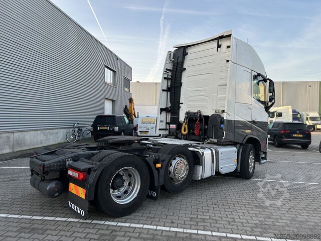 Standard-SZM Volvo FH 460 Globetrotter XL / 6x2 / 2 Tanks / Tacho ...