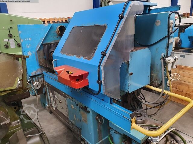 Internal Grinding Machine VOUMARD 6A - 600