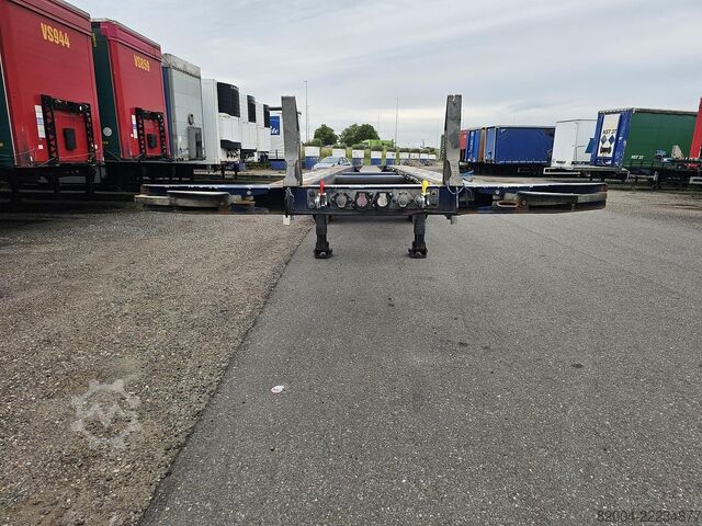 Container transport D-TEC VCC-01 / 45 FOOT CONTAINER CHASSIS / VALKX AXLES.