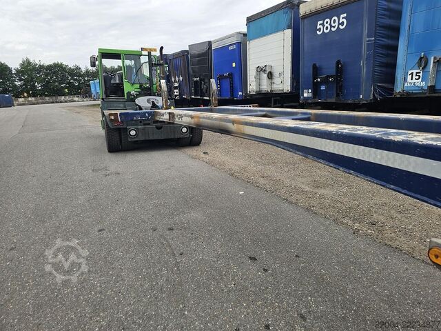 Container transport D-TEC VCC-01 / 45 FOOT CONTAINER CHASSIS / VALKX AXLES.