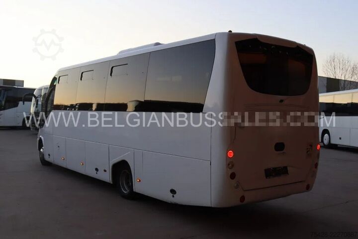 Kleinbus Iveco Erener / Wing / Daily / 9.0m / Airco / USB