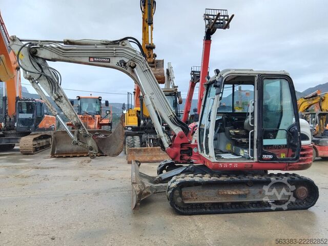 Minibagger Takeuchi TB290