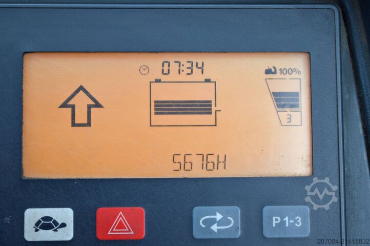 Schlepper Jungheinrich EZS 570