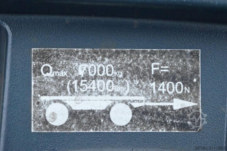 Schlepper Jungheinrich EZS 570