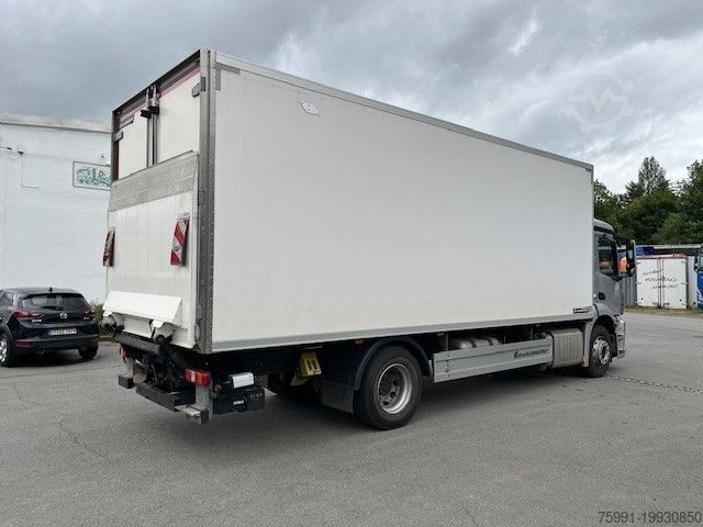 Refrigerated truck MERCEDES-BENZ Antos1835 Tiefkühlaufbau  Ladebordw. Thermoking