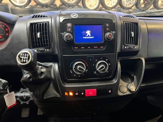 Kastenwagen hoch PEUGEOT Boxer 2,0 Blue-HDI Maxi L3-H2*Garantie*