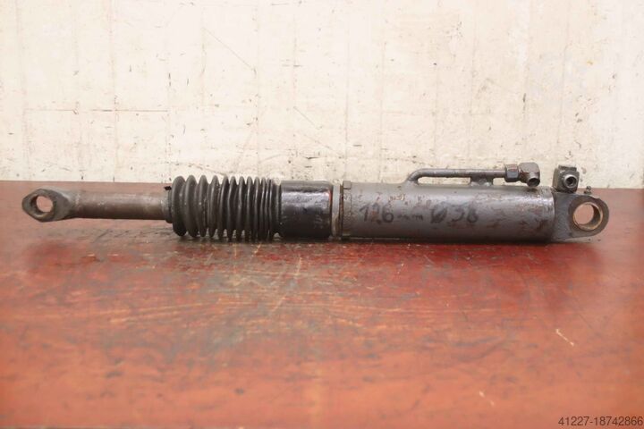 Hydraulikzylinder unbekannt Hub 126 mm