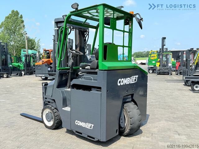 4-way forklift truck Combilift CBE4000 / TRIPLEX 5200MM / FREE-LIFT