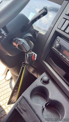 Box truck VOLVO FL250 Koffer / LBW 12to/Kam/TEMP/Klima