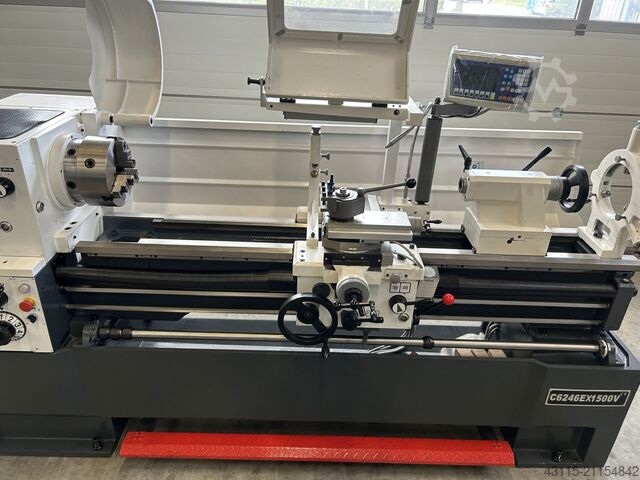 Spitzendrehmaschine ToRen C 6246E x 1500V