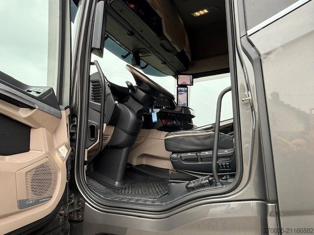 Standard SZM DAF XG+ 530 NGD ACC+Intarder+ALU+Leder+2Tanks+TOP