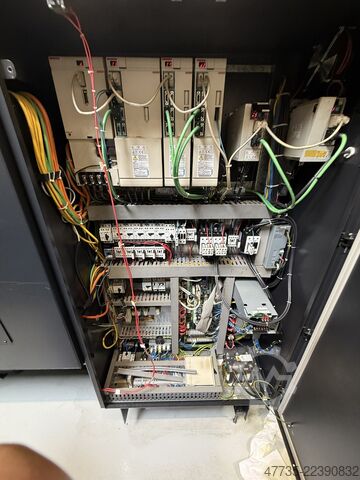CNC-Dreh- und Fräszentrum MAZAK QTN 200M 10COL