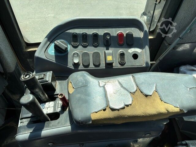 Lader Komatsu WA380-6