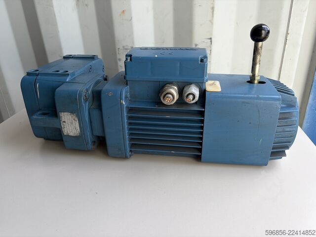 Mannesmann Demag gear motor AF06-L-M-0-145-1 ZBA90 A4 B020 1.1 kW 23 rpm i=60.1 400 V Motoreduktor Mannesmann Demag AF06-L-M-0-145-1 ZBA90 A4 B020 1,1 kW 23 obr./min i=60,1 400 V Motoreduktor Mannesmann Demag AF06-L-M-0-145-1 ZBA90 A4 B020 1,1 kW 23 obr./min i=60,1 400 V