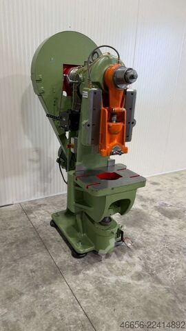 Eccentric press Rijva 504 ( 3920 )