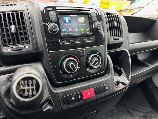 Box van CITROEN Jumper  Koffer*4-35*Klima*Navi*Tempomat*Gut*