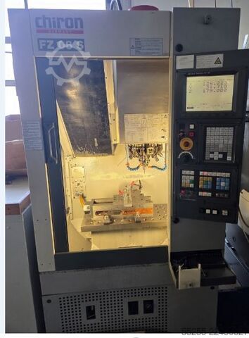 Vertical machining center CHIRON FZ 08 S