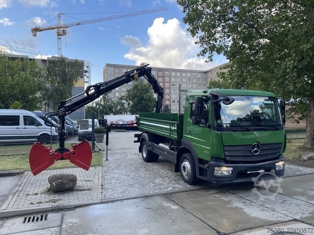Three-sided tipper truck mercedes-benz Atego 1224 Zweiseitenkipper Kran Greifer *Klima*