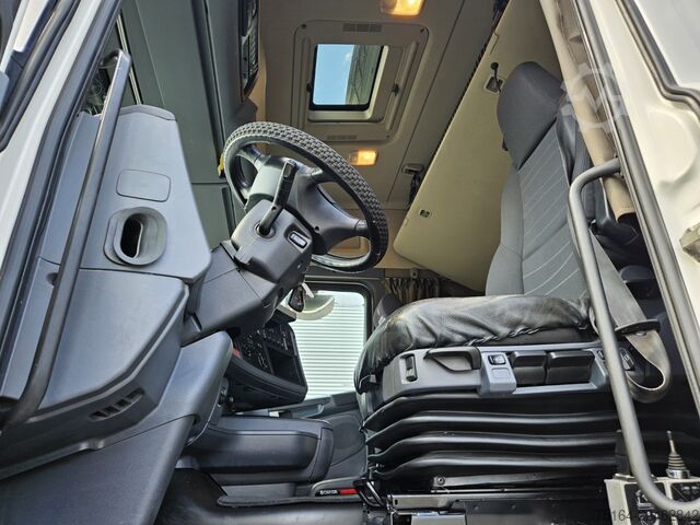 Roll-off tipper truck SCANIA R 450 6x2 Nachlauflenkachse