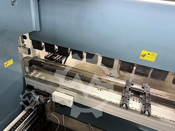 Press brake DURMA AD-R 30175