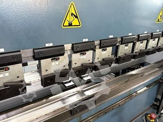 Press brake DURMA AD-R 30175