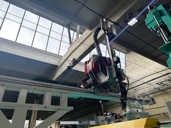 Spritzgießmaschine Arburg 520S 1600-400/170 e²