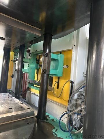 Spritzgießmaschine Arburg 1500T 3200-1300 e²