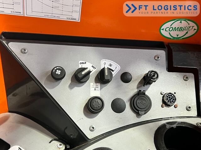 Vierwegestapler Combilift C4000 DIESEL TRIPLEX 6800 FORK POSITIONE