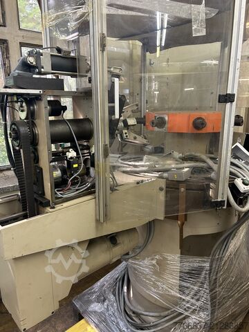 Rotary indexing machine with 8 stations, double fly mechanism Blume u. Redecker 
