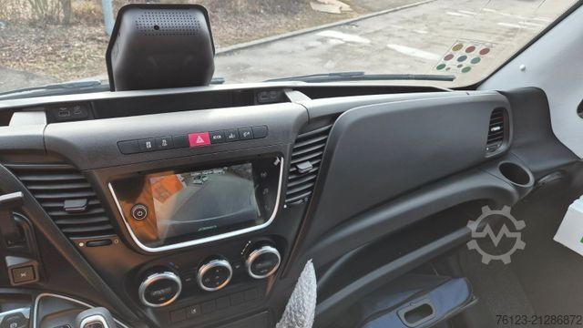 Minibus IVECO 2x Daily 70 Lagerfahrzrug Ferqui Sunrise 2,5 m B