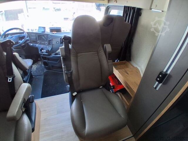 Cattle truck MERCEDES-BENZ Actros 25L Böckmann Horses Big Equipe L3.56.26
