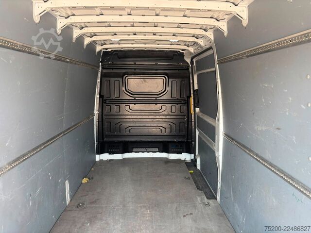High top van MAN TGE Kasten lang/hoch / AHK / KAM