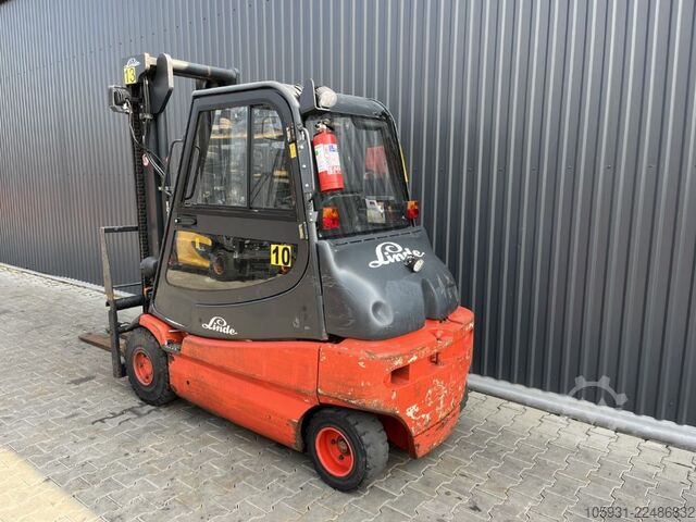 Electric 4-wheel forklift Linde E30-03