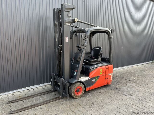 Electric 3-wheel forklift Linde E16-02