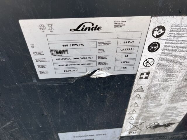 Electric 3-wheel forklift Linde E16-02