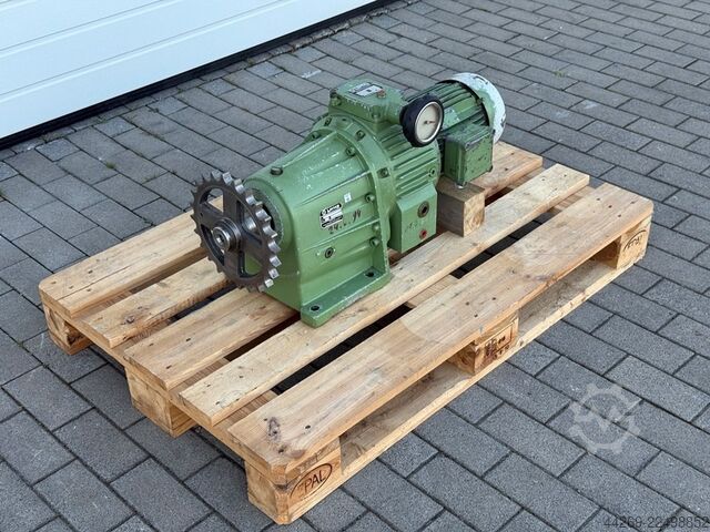 Lenze feed gearbox Lenze 12 602 20 1 3 2/81
