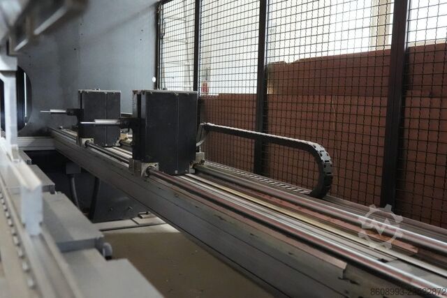 Press brake AMADA HFBO 170/40