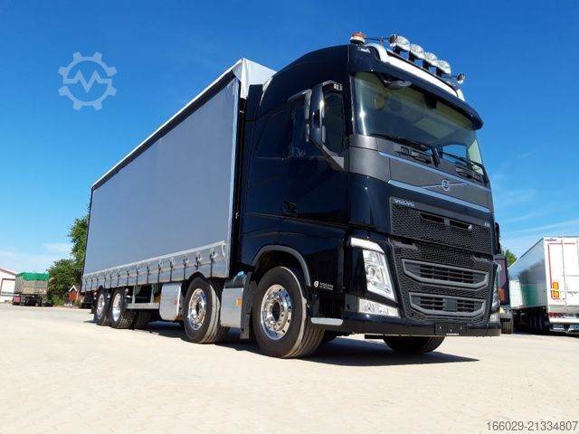 Car carrier truck VOLVO 8x2 mit Schwerlast-Ladebordwand Rampe Stapler