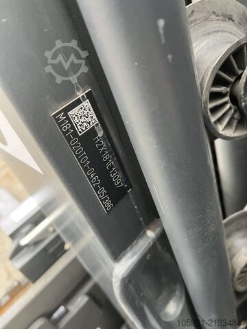 Electric 3-wheel forklift Linde E20L-02