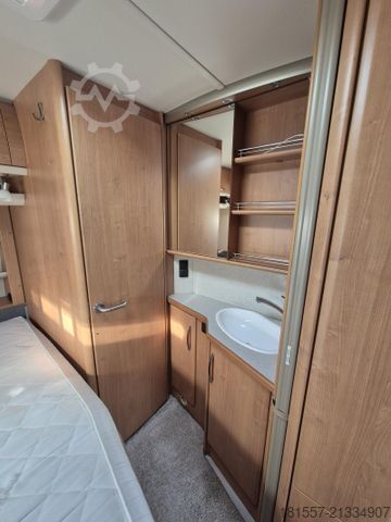 Wohnwagen FENDT Saphir 465 SFB Sackmarkise / Fahrradträger, Trum