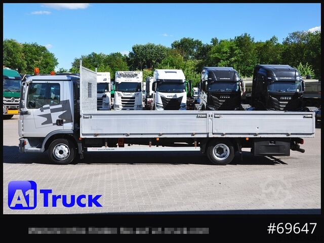 Pick-up van MAN TGL 8,220, Pritsche offen, L6400mm,  AHK,