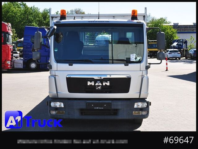 Pick-up van MAN TGL 8,220, Pritsche offen, L6400mm,  AHK,