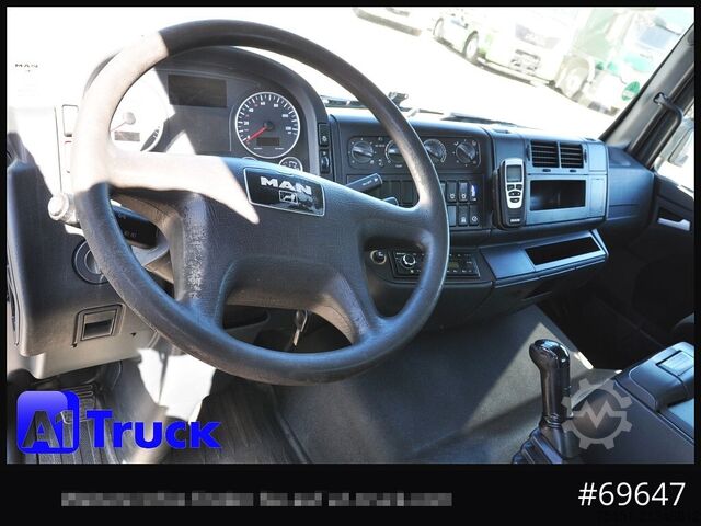 Pick-up van MAN TGL 8,220, Pritsche offen, L6400mm,  AHK,